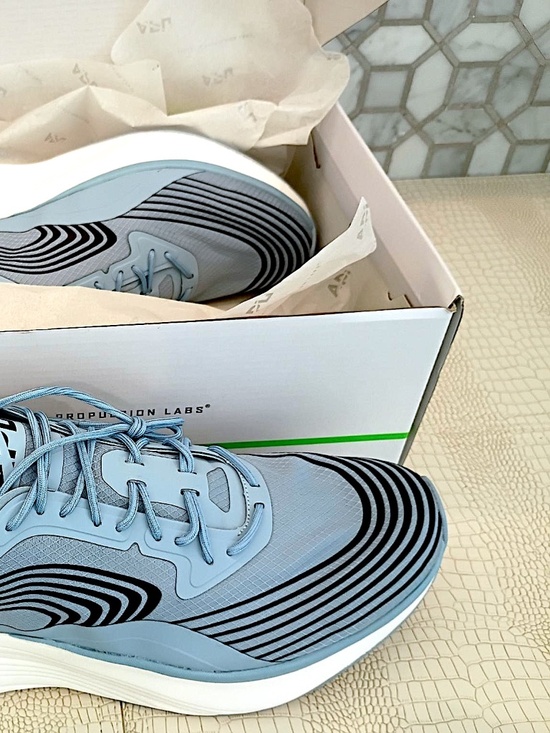 Rare Brand New In Box Men\'s Streamline Ice Blue/Midnight/White 14 US 48.5 EU main image 7
